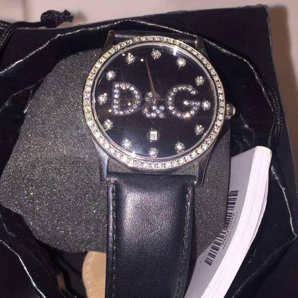 New dolce&gabanna watch unisex